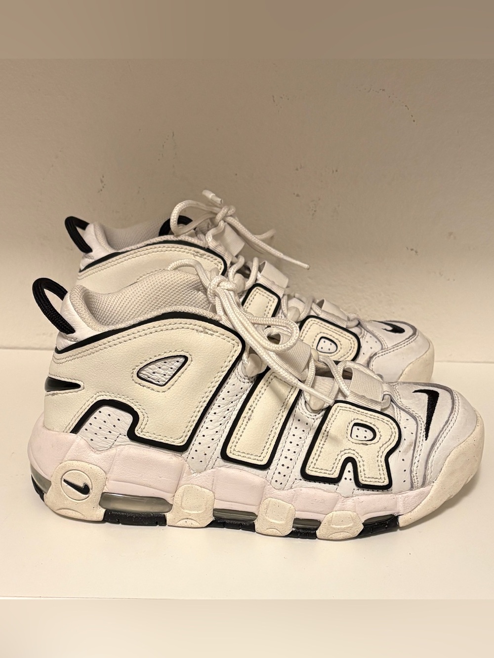 Nike Air More Uptempo White/Black Sneakers Women’s Size 7.5 EUC